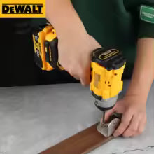 DEWALT DCF922 ATOMIC 20V MAX 1/2 in Cordless Impact Variable